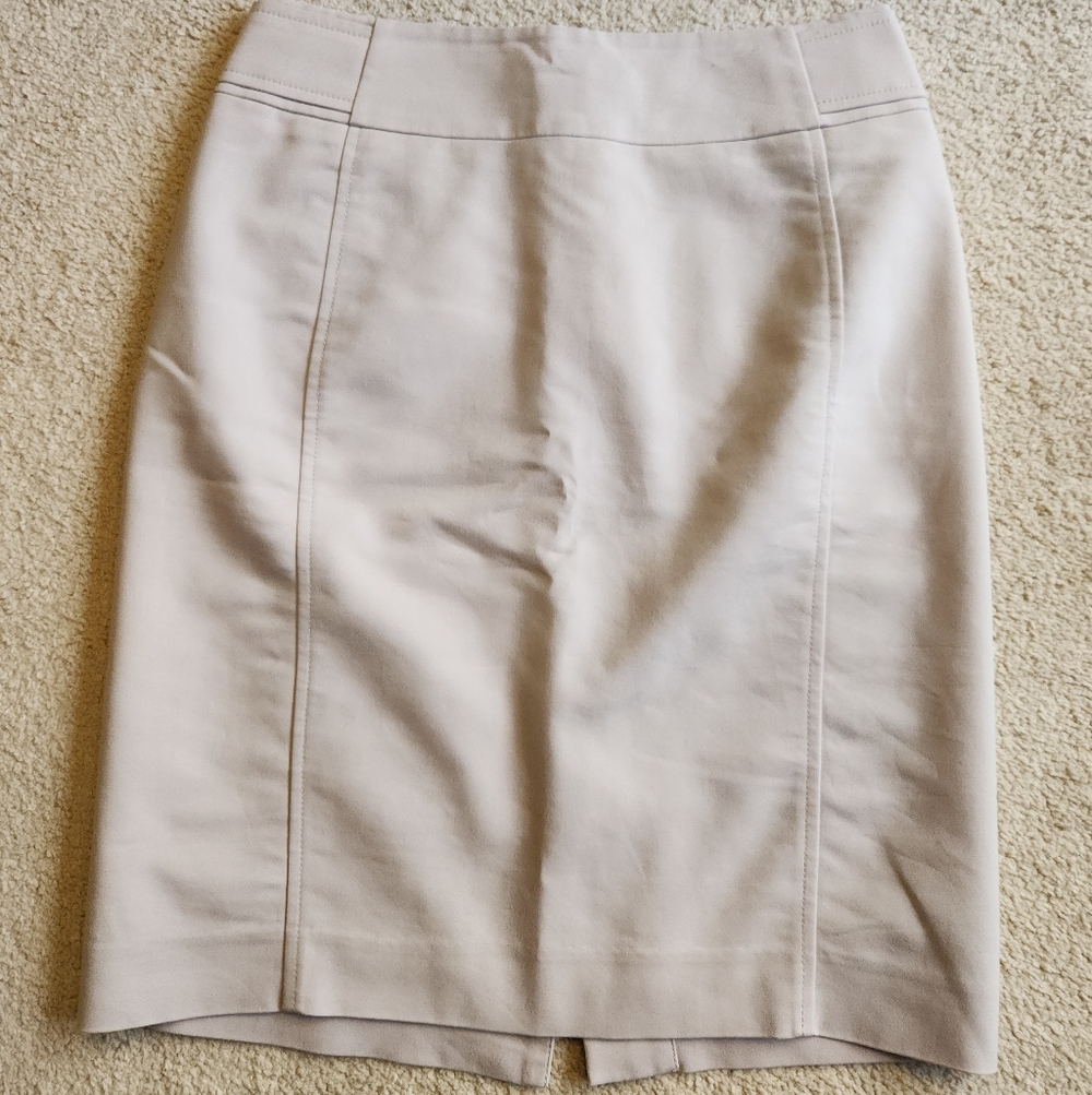 H&M Cream Pencil Skirt